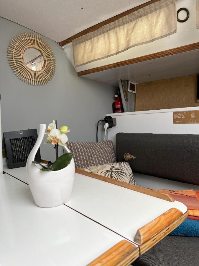 Location Un Petit Voilier Hotel La Rochelle  Bagian luar foto