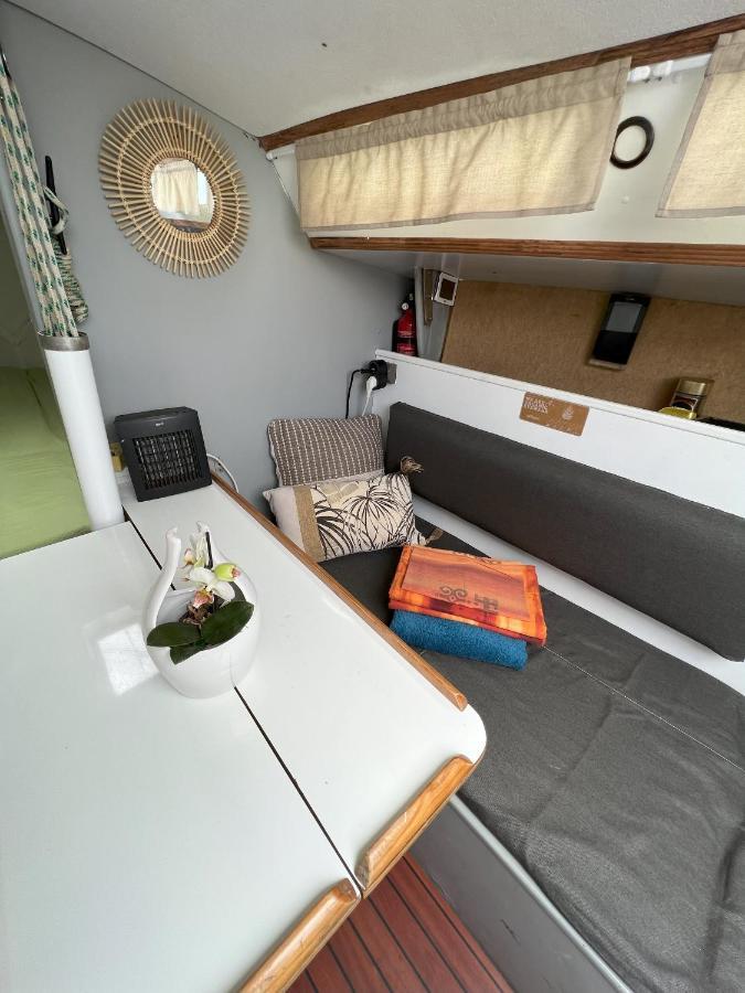 Location Un Petit Voilier Hotel La Rochelle  Bagian luar foto