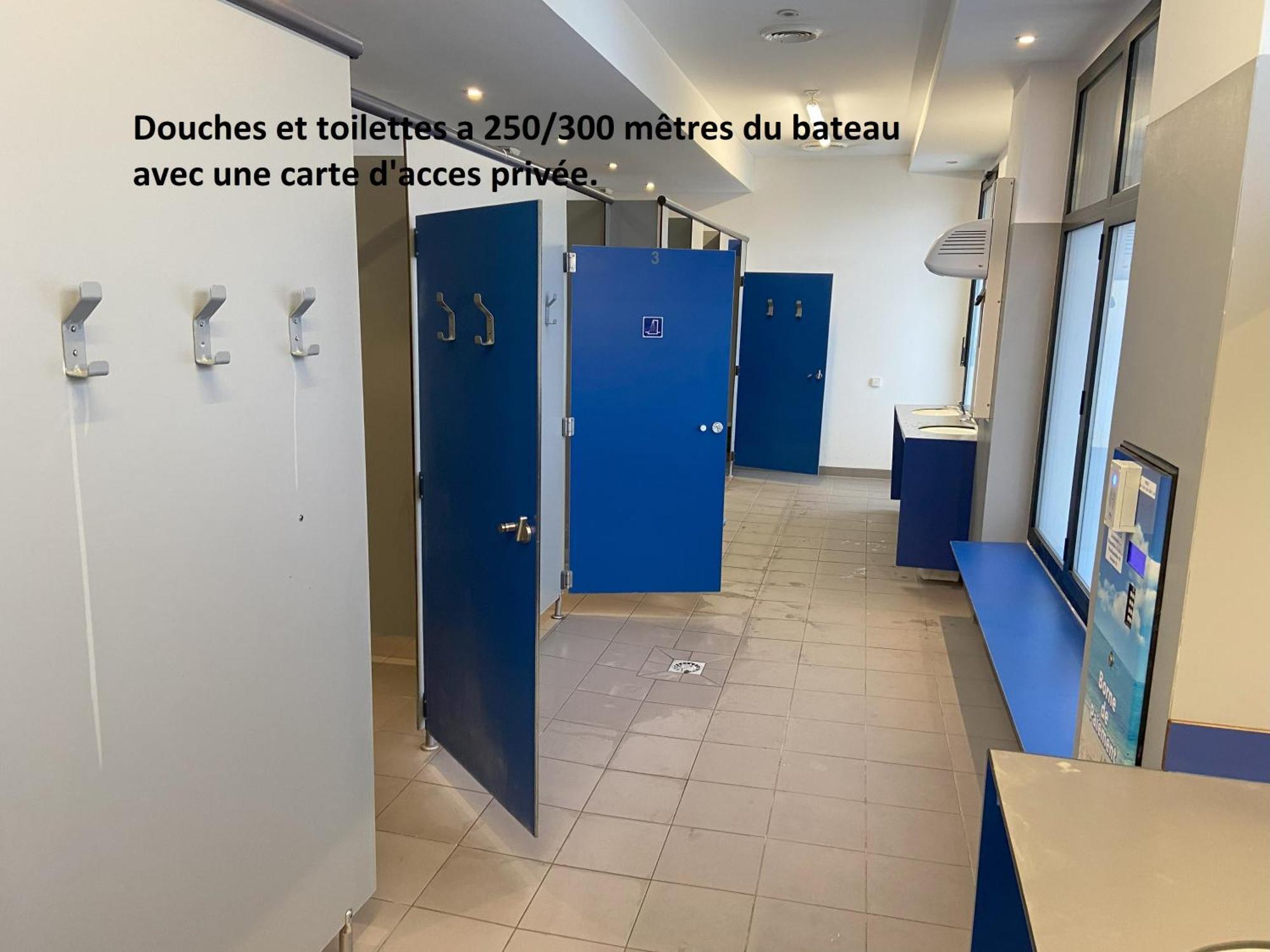 Location Un Petit Voilier Hotel La Rochelle  Bagian luar foto