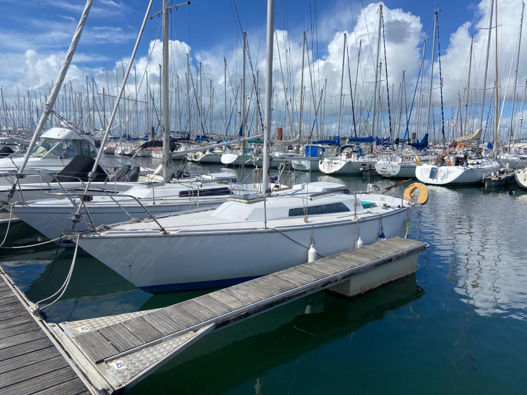 Location Un Petit Voilier Hotel La Rochelle  Bagian luar foto